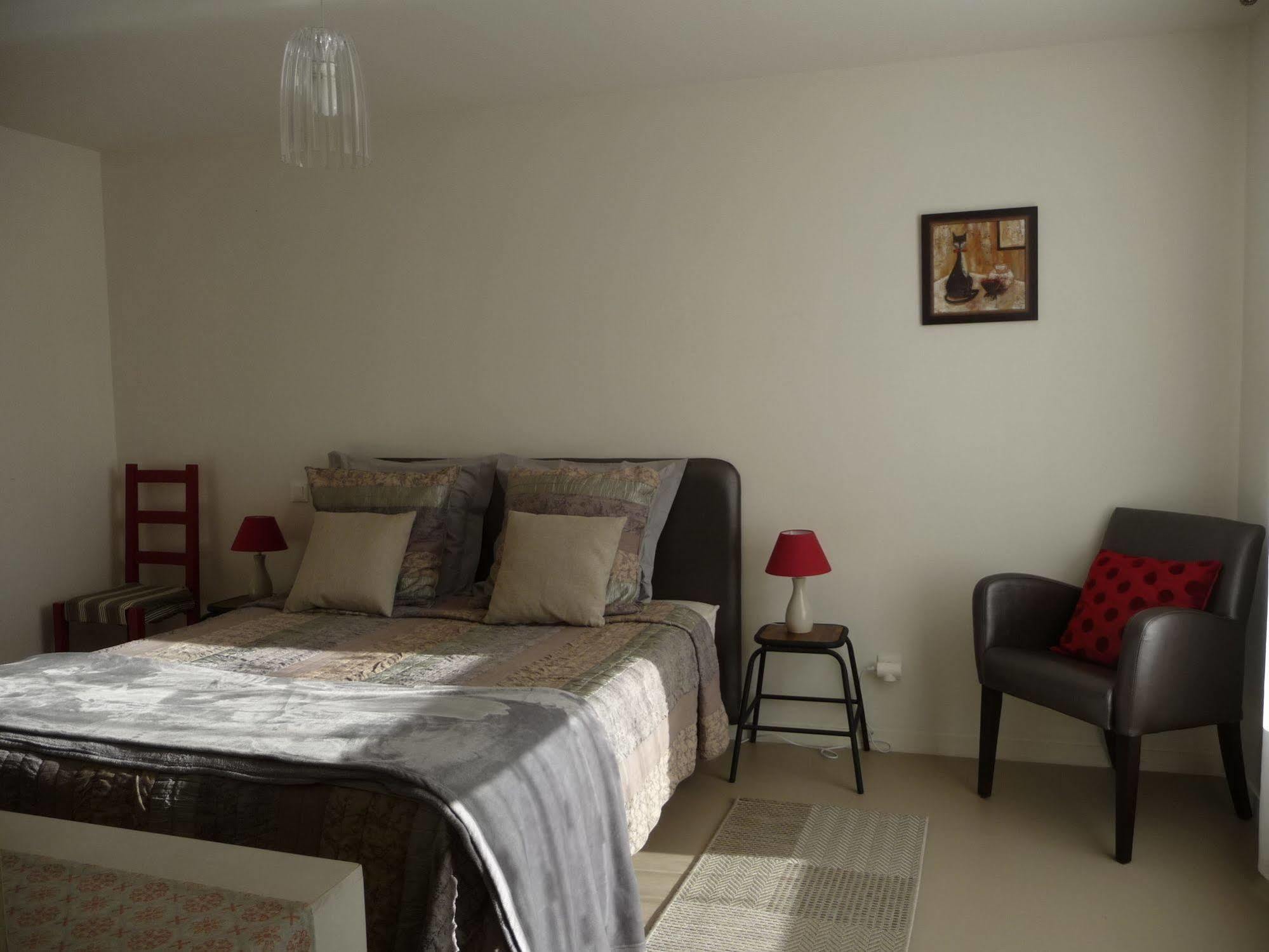 Le Jardin Aux Oiseaux Bed & Breakfast Férel Eksteriør bilde
