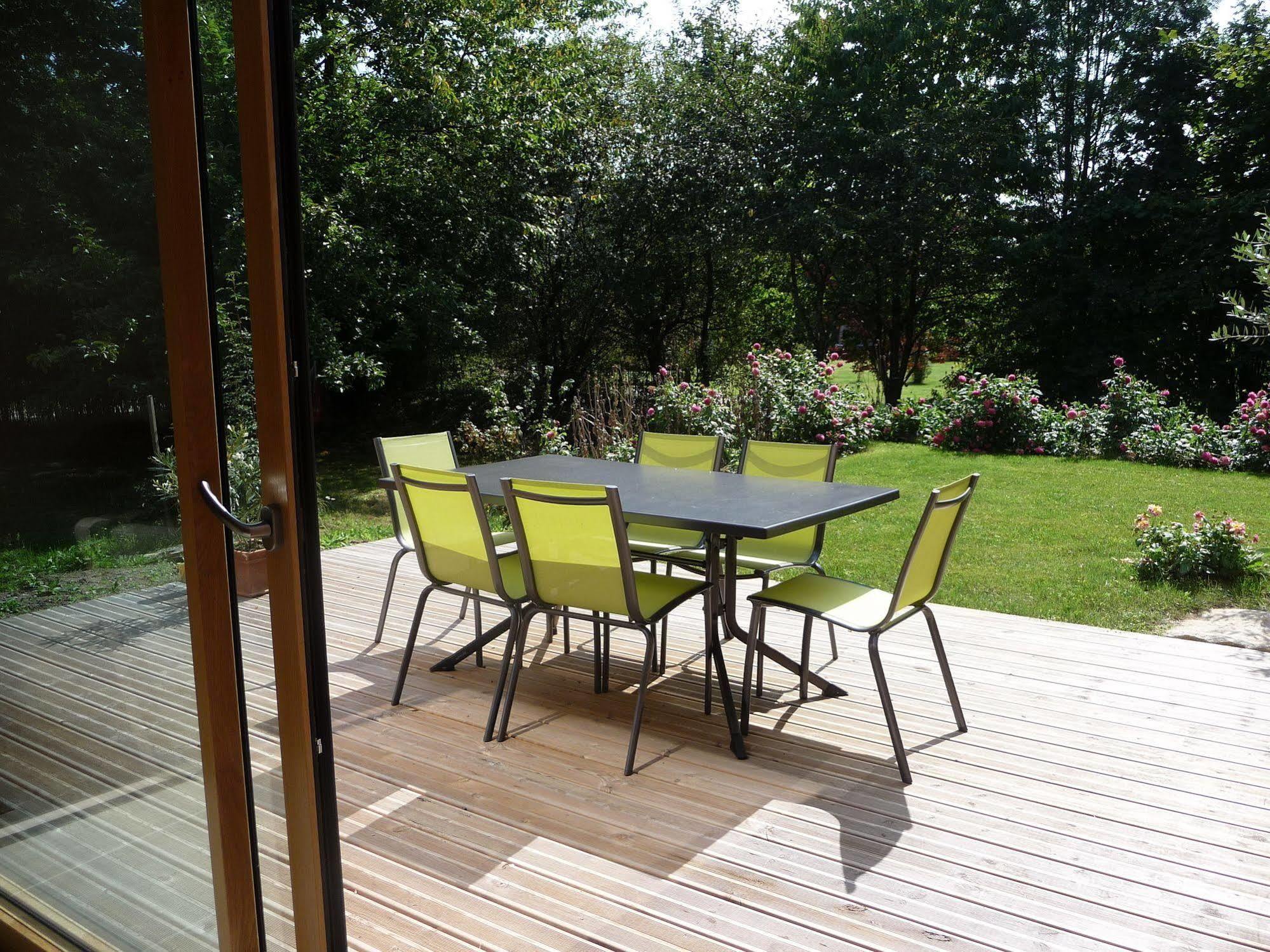 Le Jardin Aux Oiseaux Bed & Breakfast Férel Eksteriør bilde